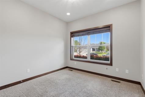 1217 Rolling Glen Drive Marion IA 52302