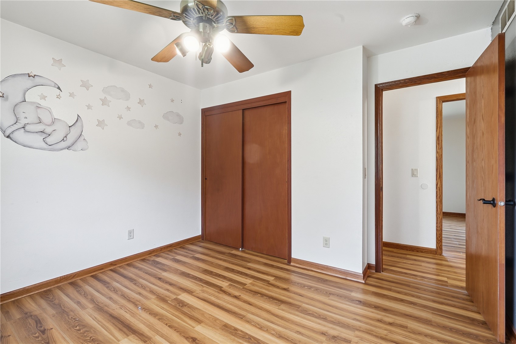 1069 Emmons Street Hiawatha IA 52233