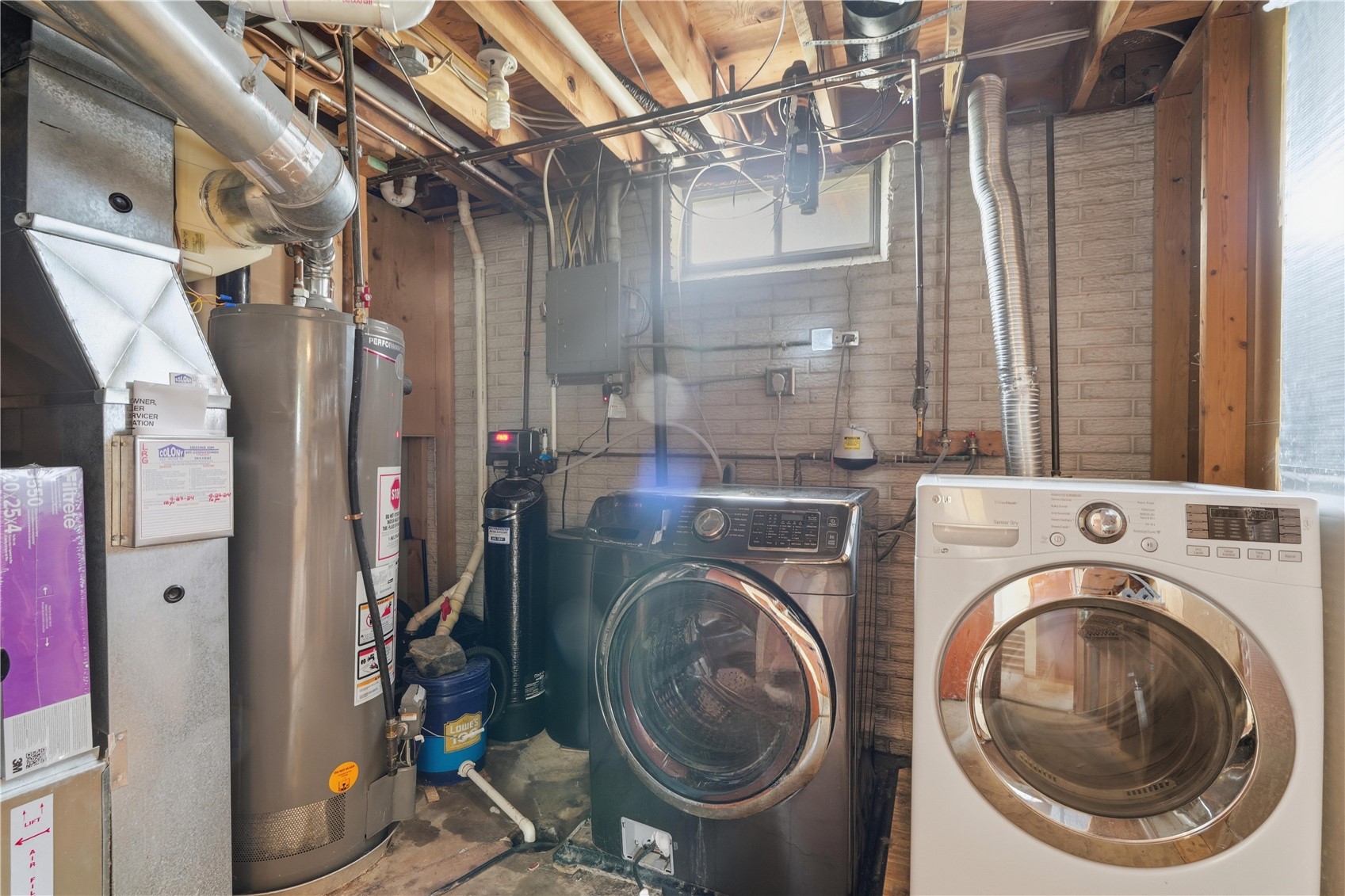 1069 Emmons Street Hiawatha IA 52233