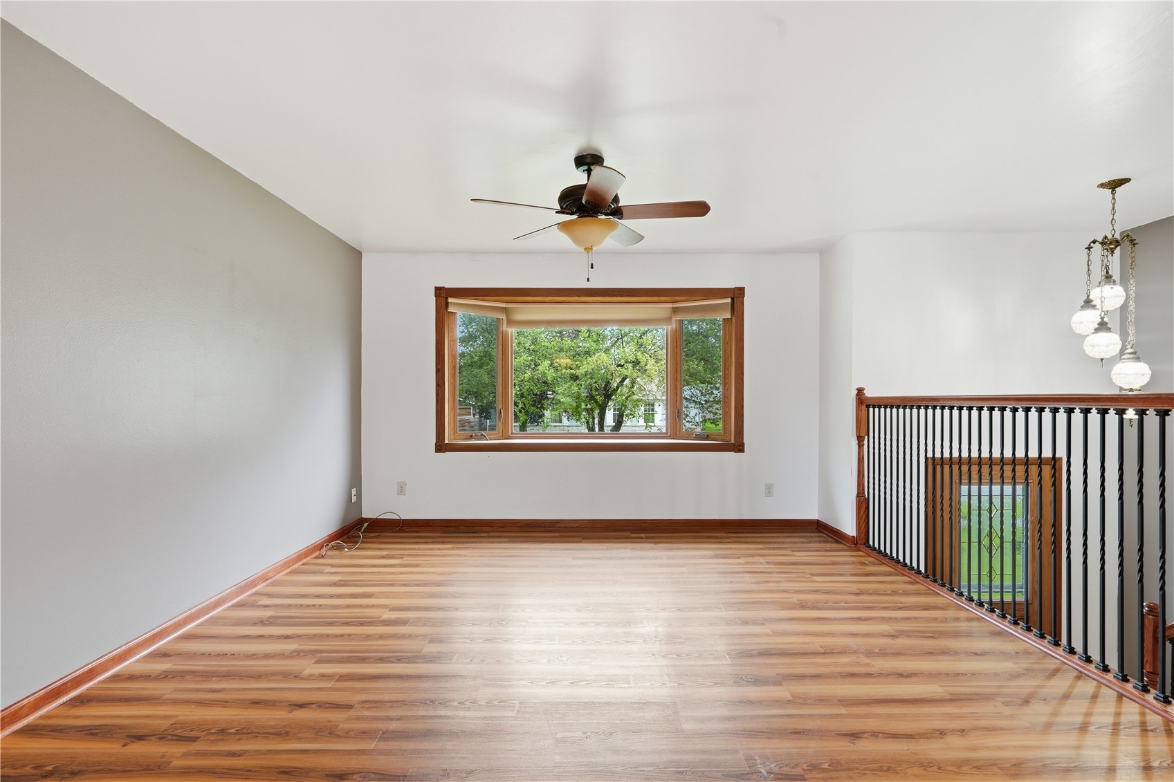 1069 Emmons Street Hiawatha IA 52233