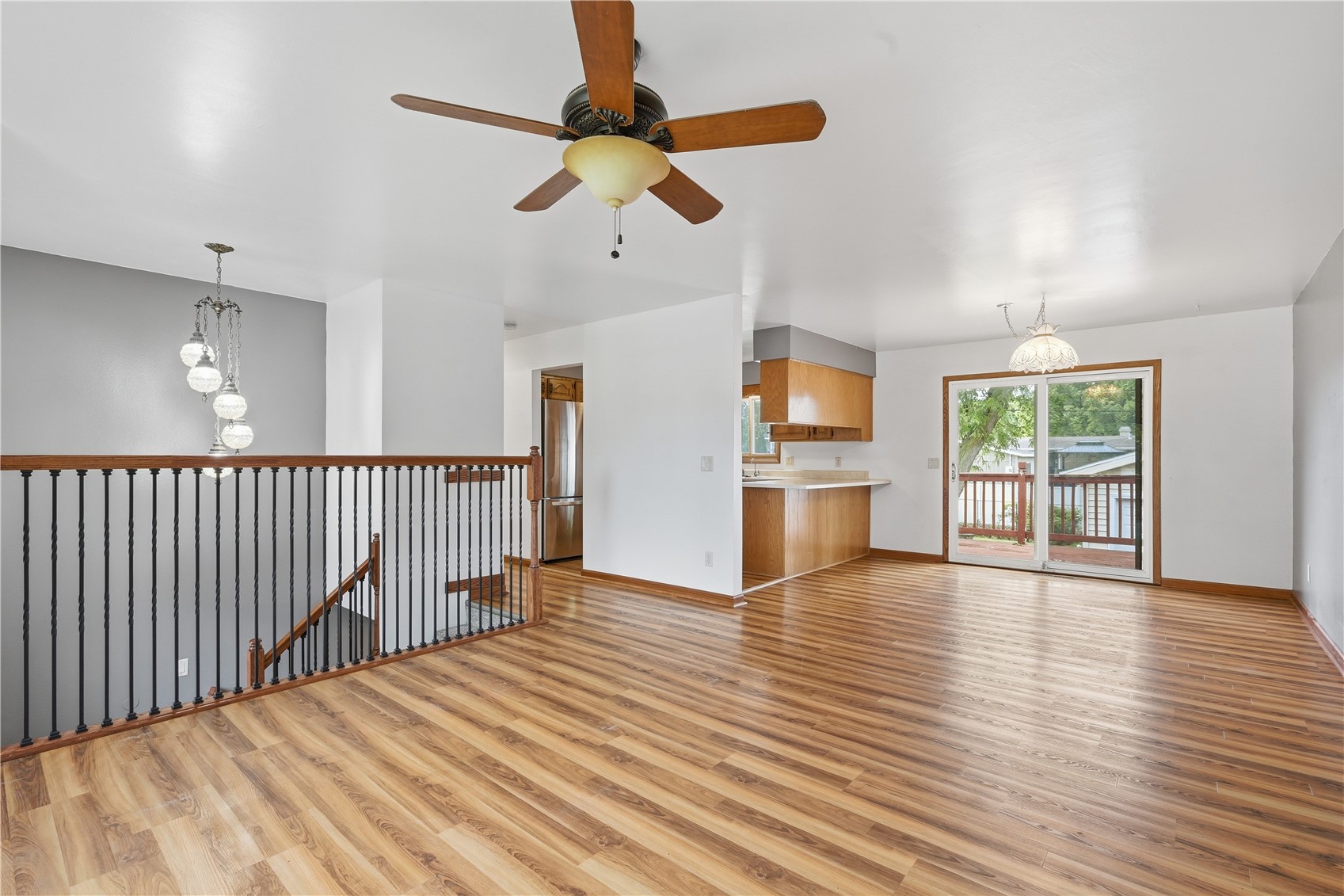1069 Emmons Street Hiawatha IA 52233