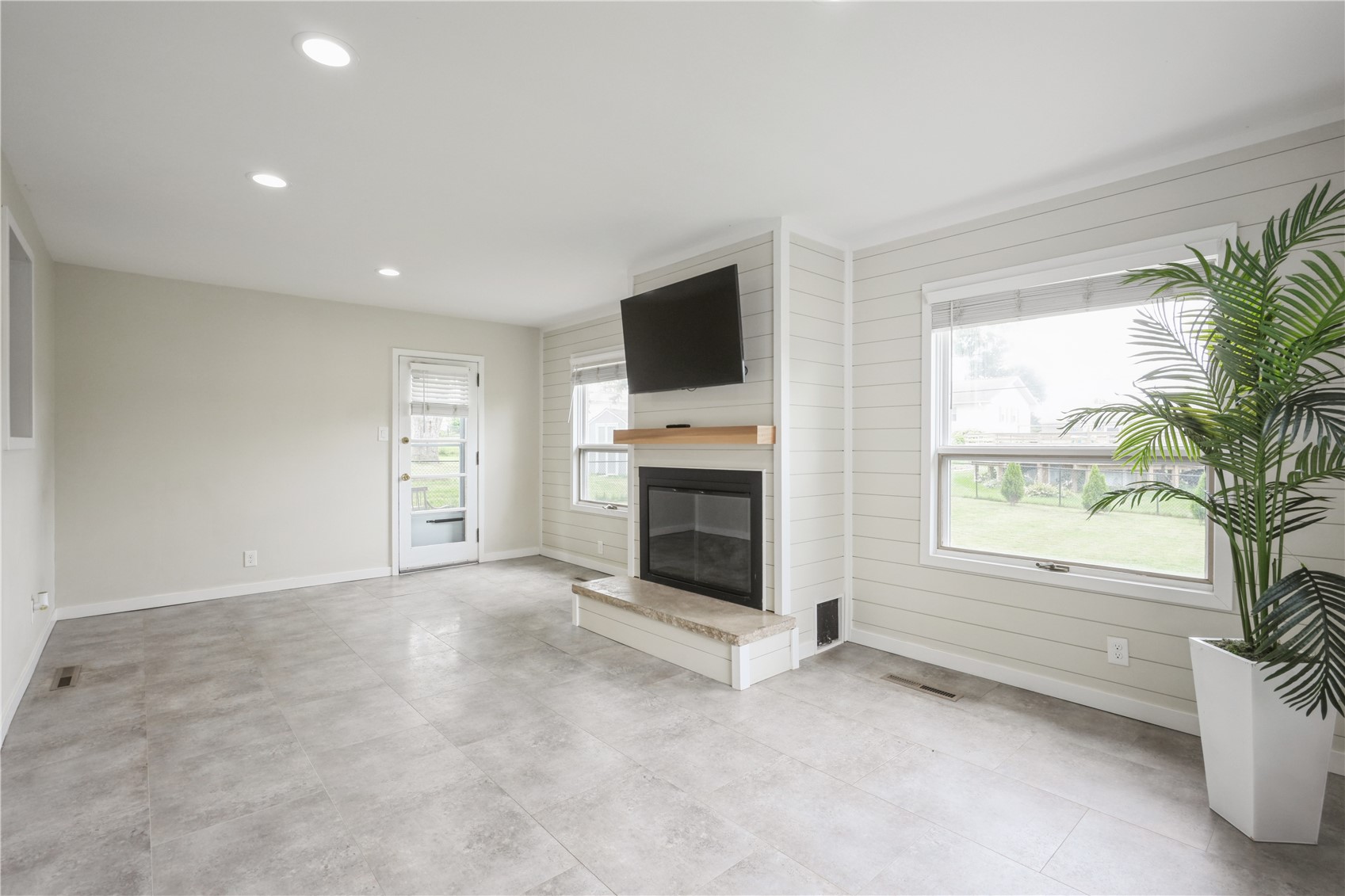 825 Staub Court NE Cedar Rapids IA 52402