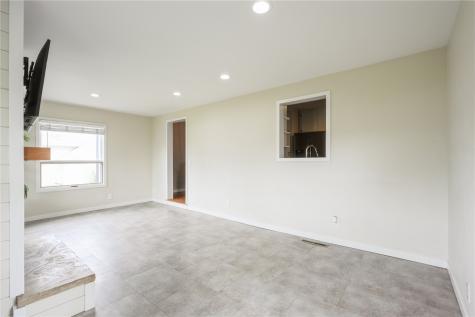825 Staub Court NE Cedar Rapids IA 52402