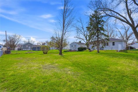 1920 Burch Avenue NW Cedar Rapids IA 52405
