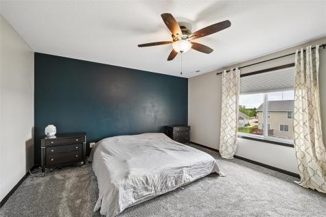 1105 Deer Run Drive NE Cedar Rapids IA 52402
