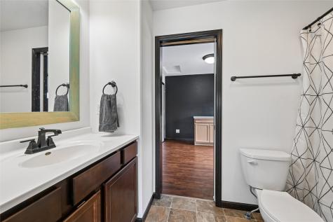 1105 Deer Run Drive NE Cedar Rapids IA 52402