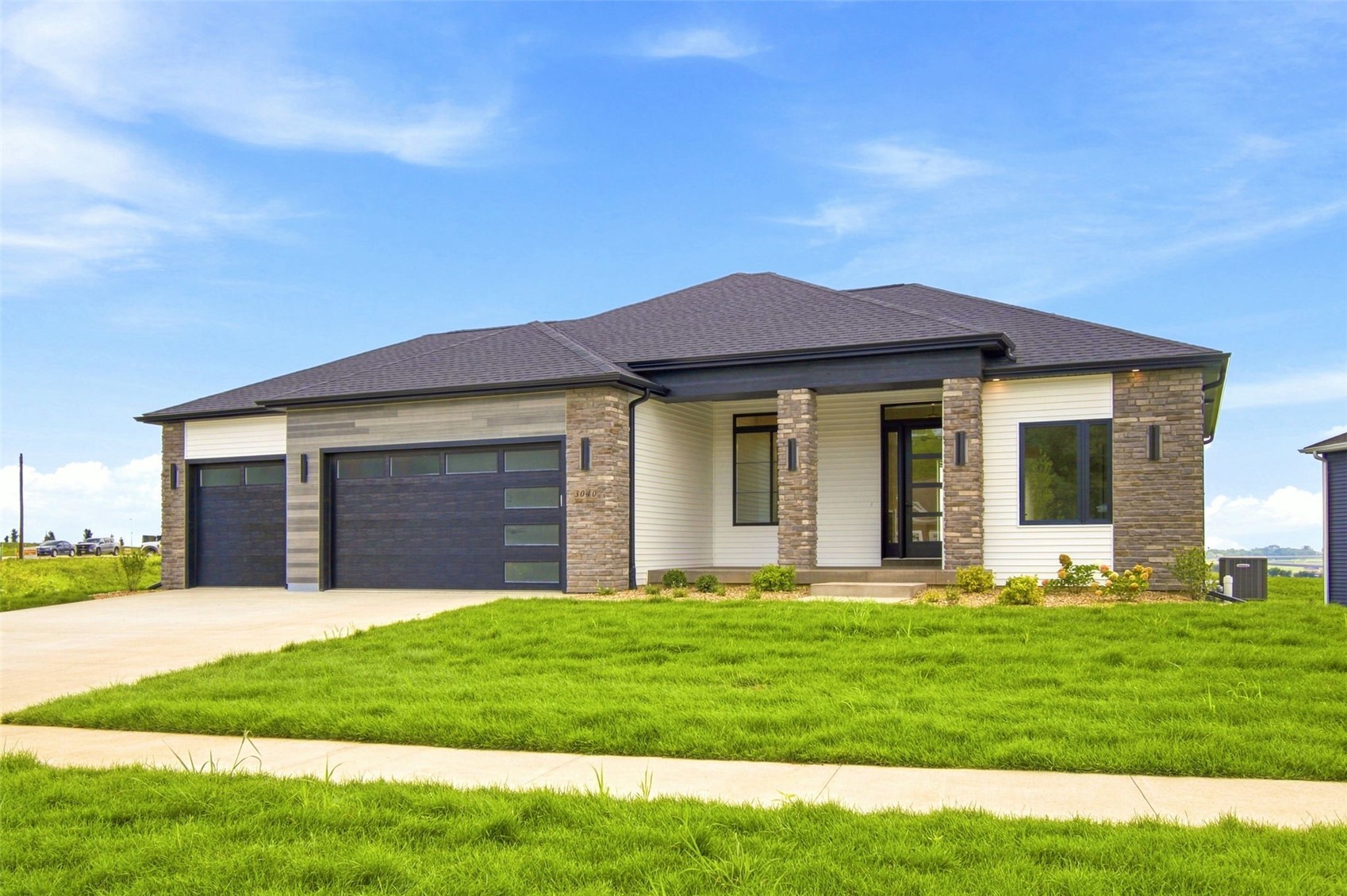 3040 Ridgeview Circle Coralville IA 52241