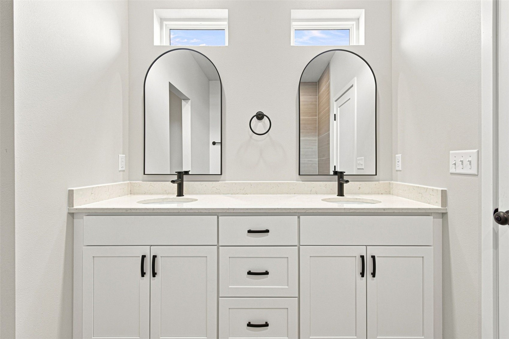 3040 Ridgeview Circle Coralville IA 52241