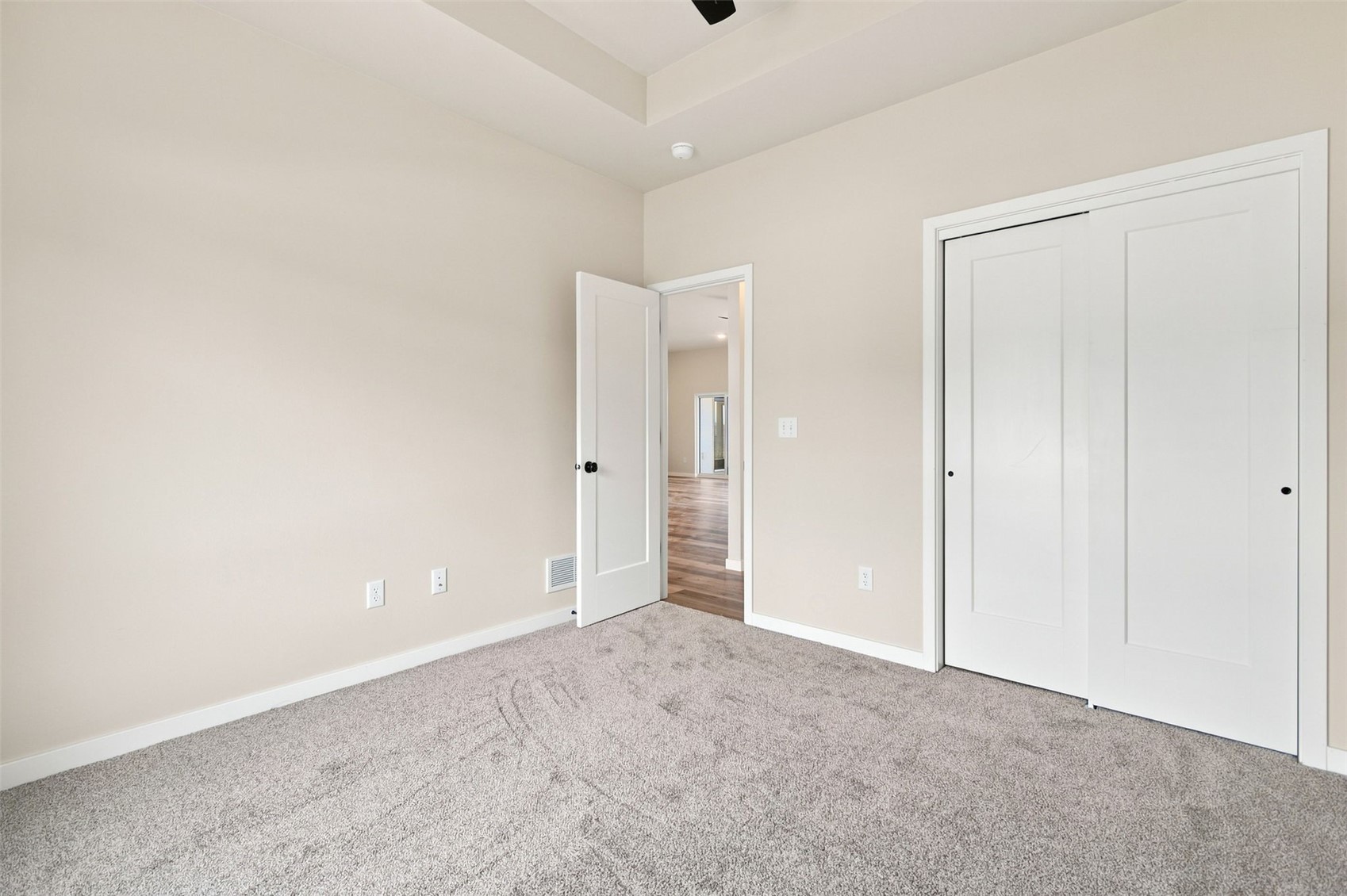 3040 Ridgeview Circle Coralville IA 52241