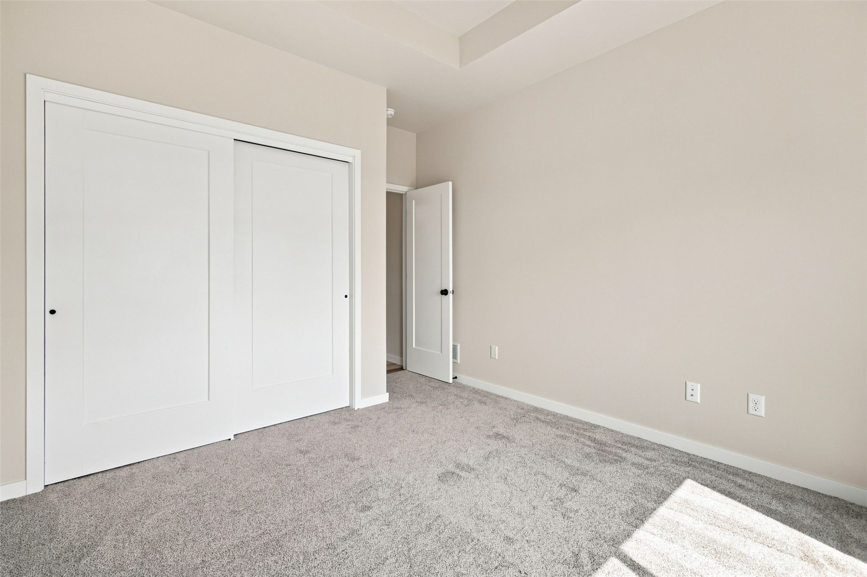 3040 Ridgeview Circle Coralville IA 52241