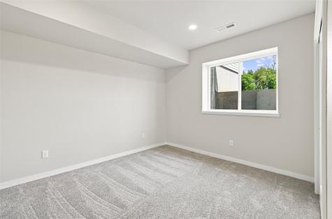 3040 Ridgeview Circle Coralville IA 52241
