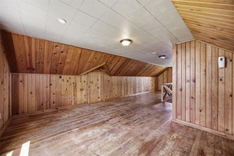 2009 3rd Street SW Cedar Rapids IA 52404