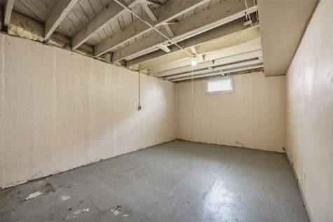 2009 3rd Street SW Cedar Rapids IA 52404