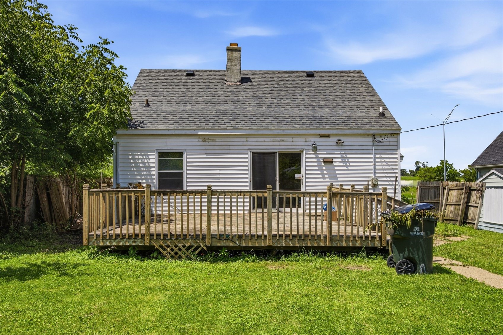 2009 3rd Street SW Cedar Rapids IA 52404