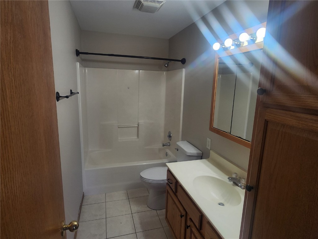 130 Bear Creek Court Palo IA 52324