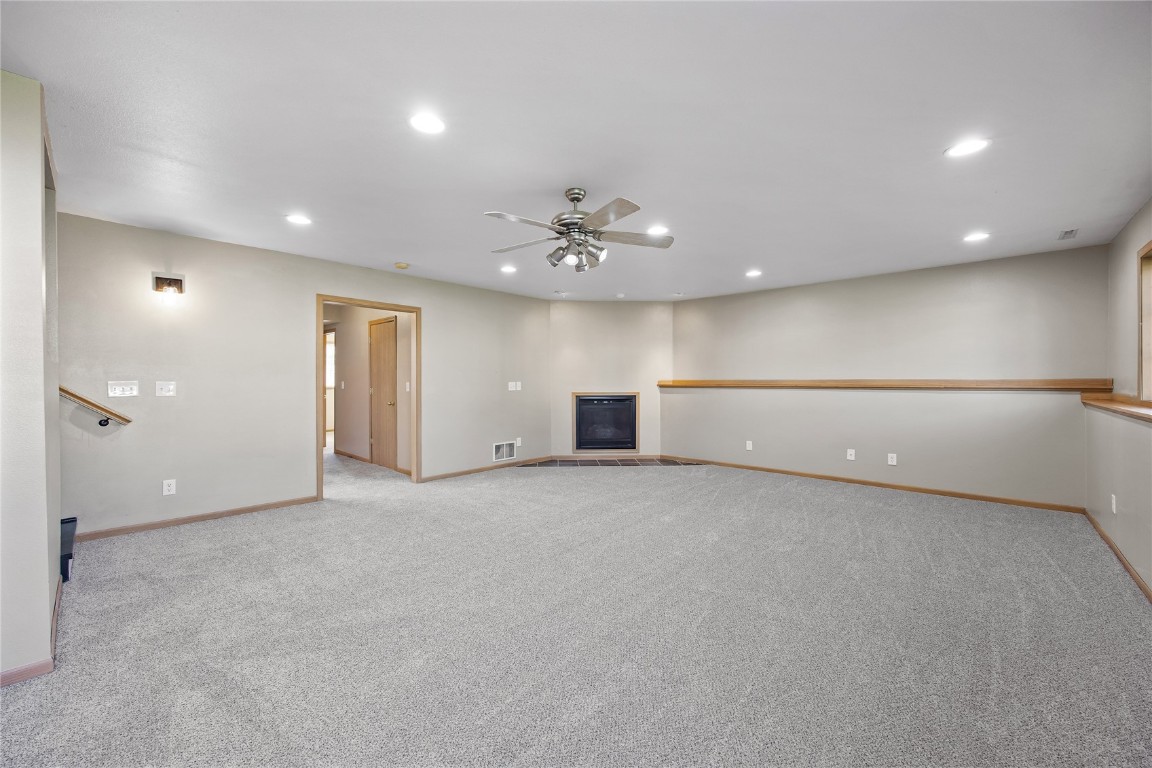 130 Bear Creek Court Palo IA 52324