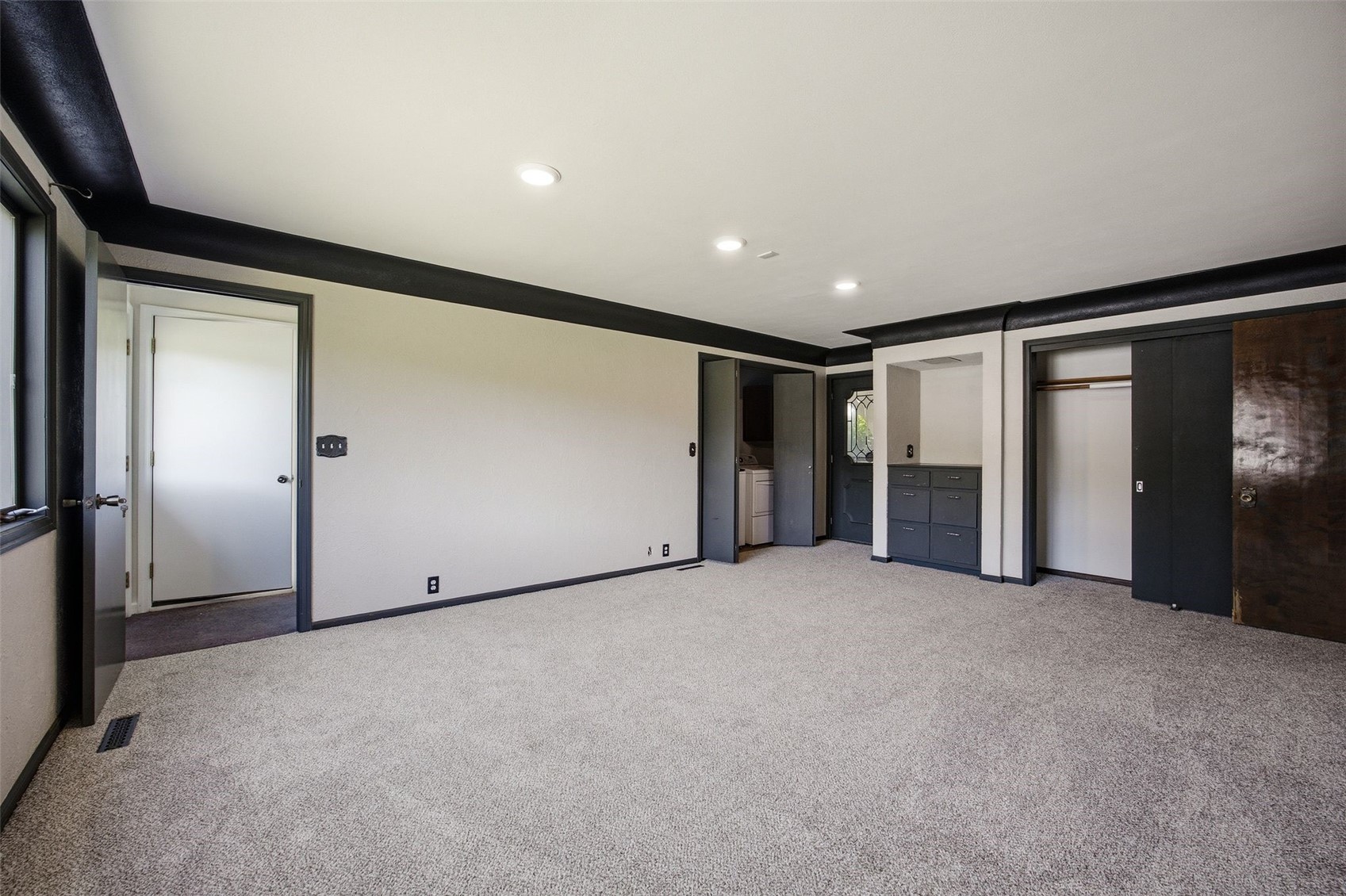 400 E Southview Road Fairfax IA 52228