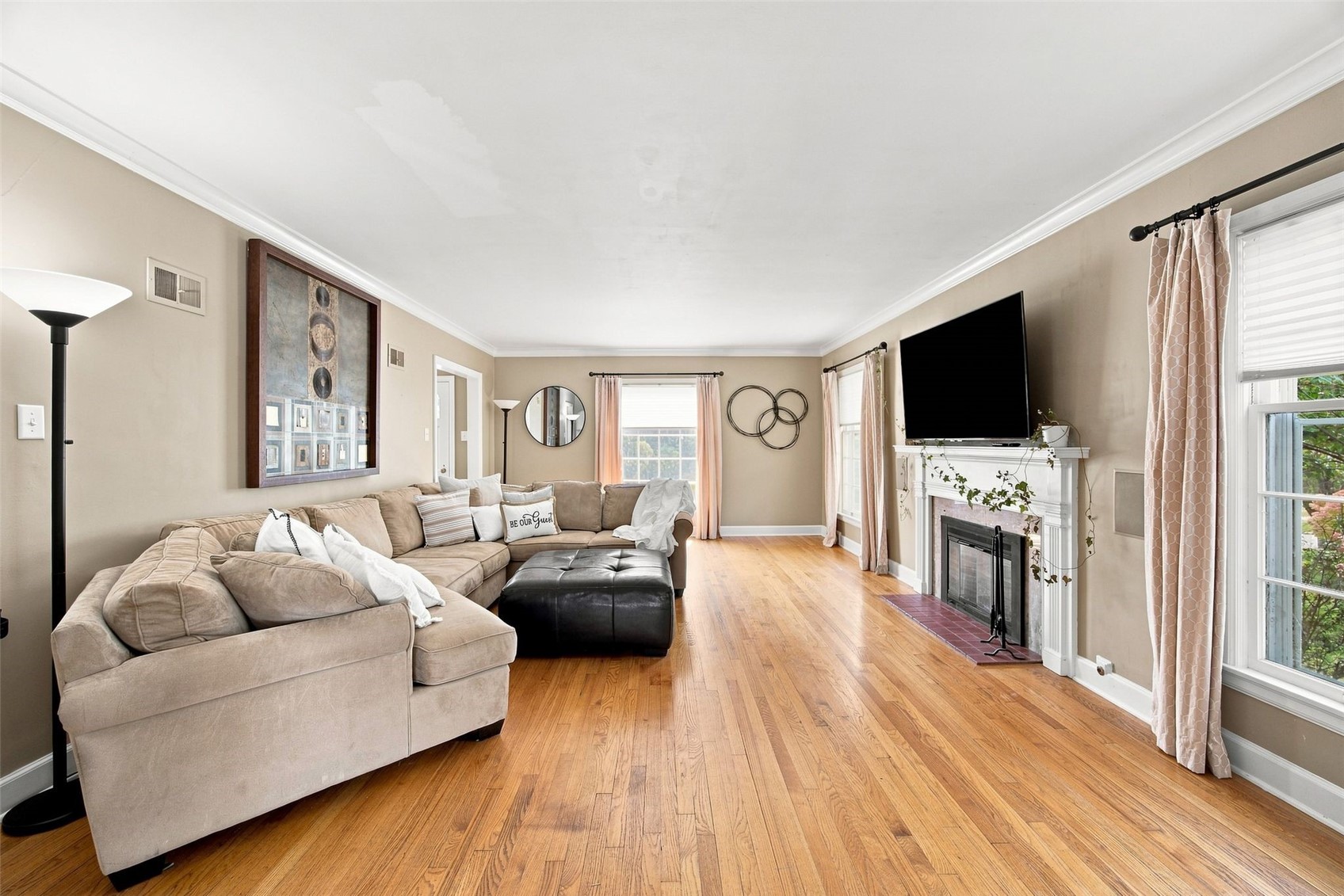 1926 Blake Boulevard SE Cedar Rapids IA 52403