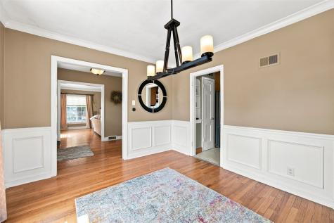 1926 Blake Boulevard SE Cedar Rapids IA 52403