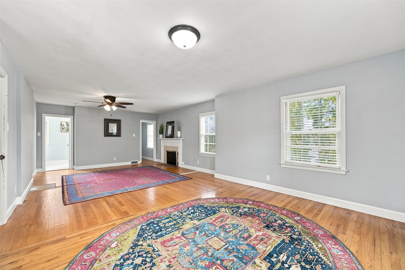 1926 Blake Boulevard SE Cedar Rapids IA 52403