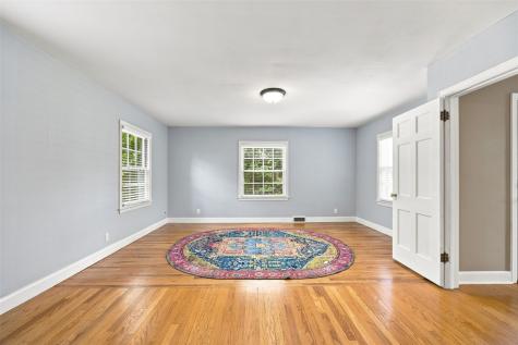 1926 Blake Boulevard SE Cedar Rapids IA 52403
