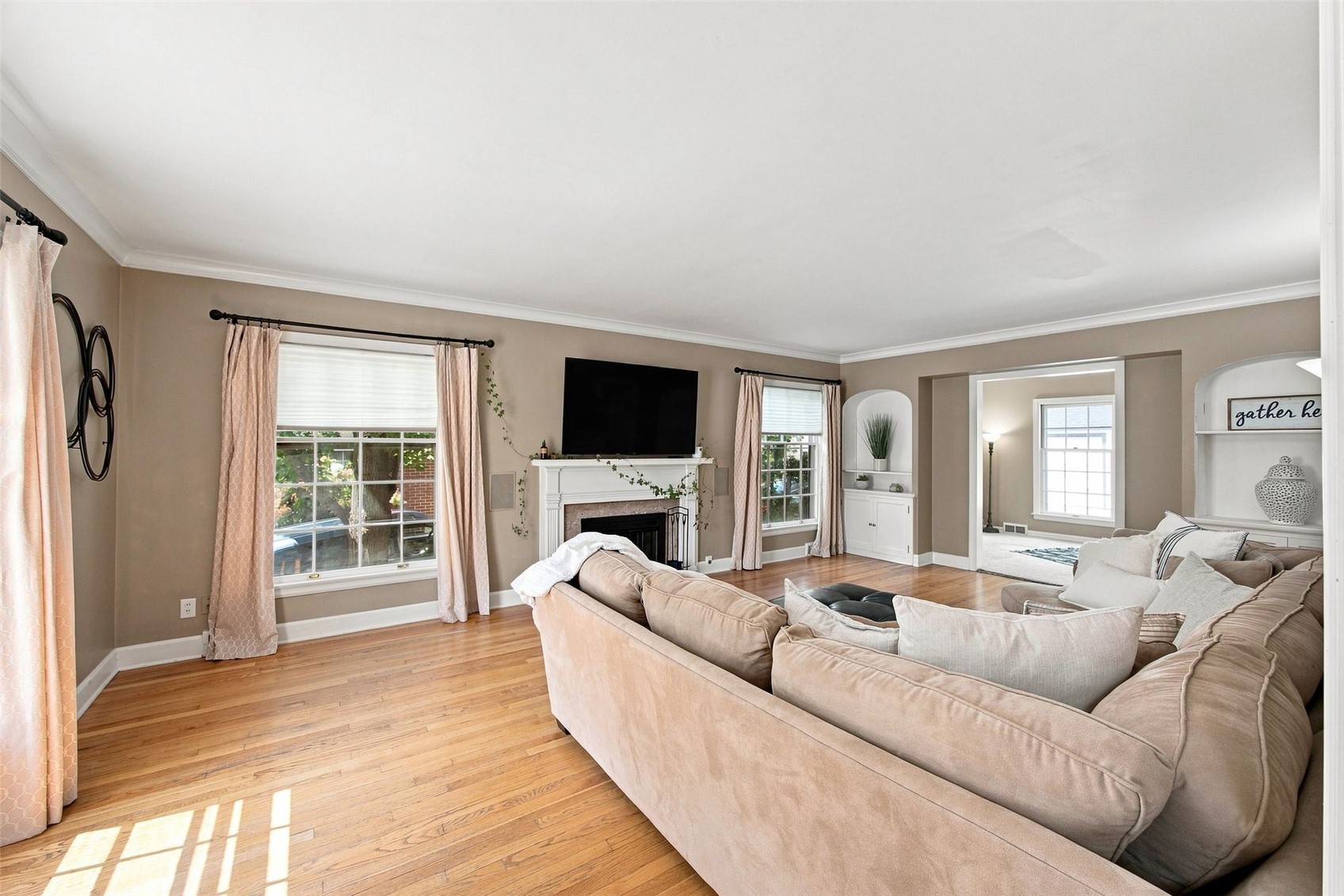 1926 Blake Boulevard SE Cedar Rapids IA 52403