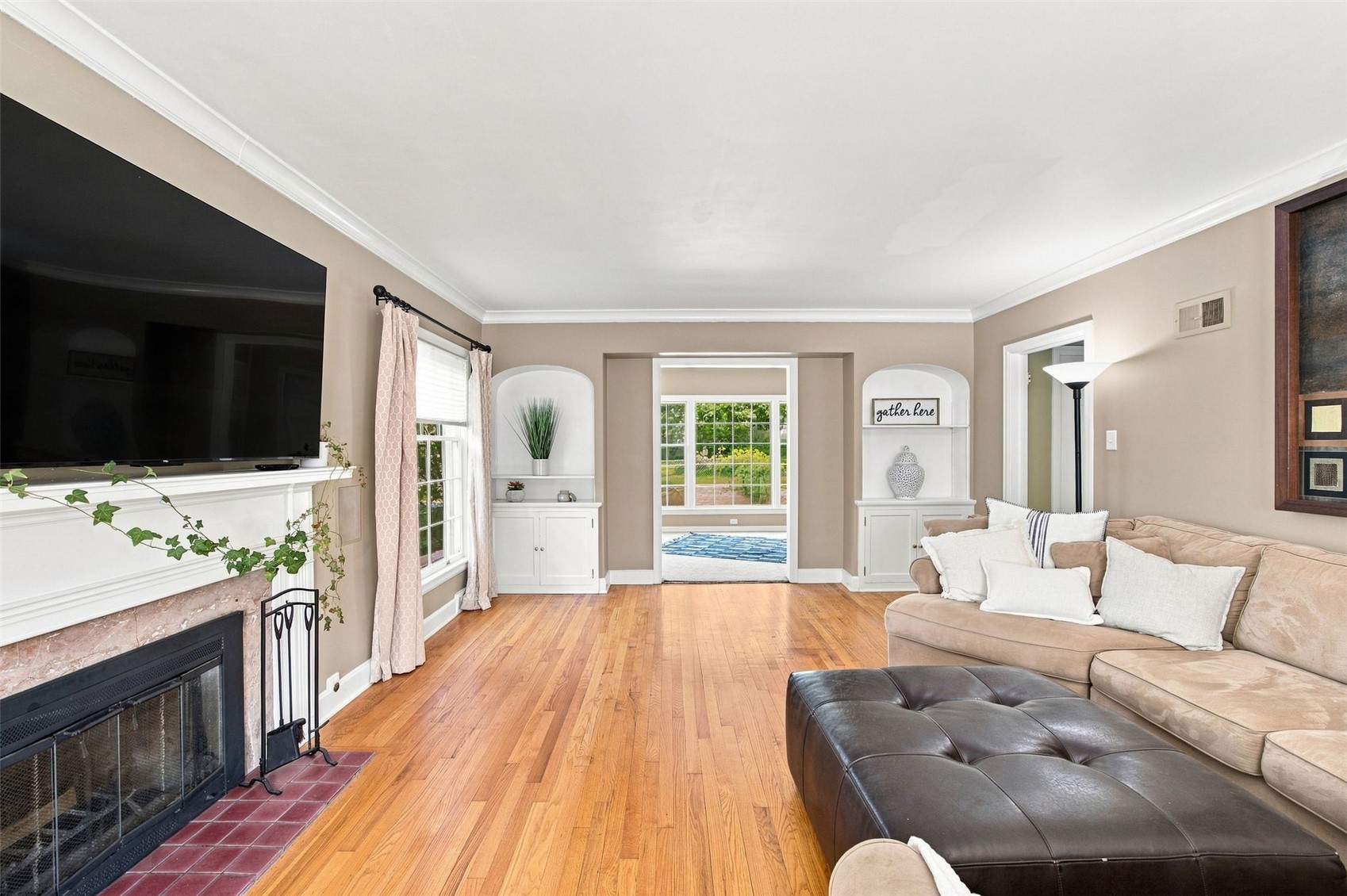 1926 Blake Boulevard SE Cedar Rapids IA 52403