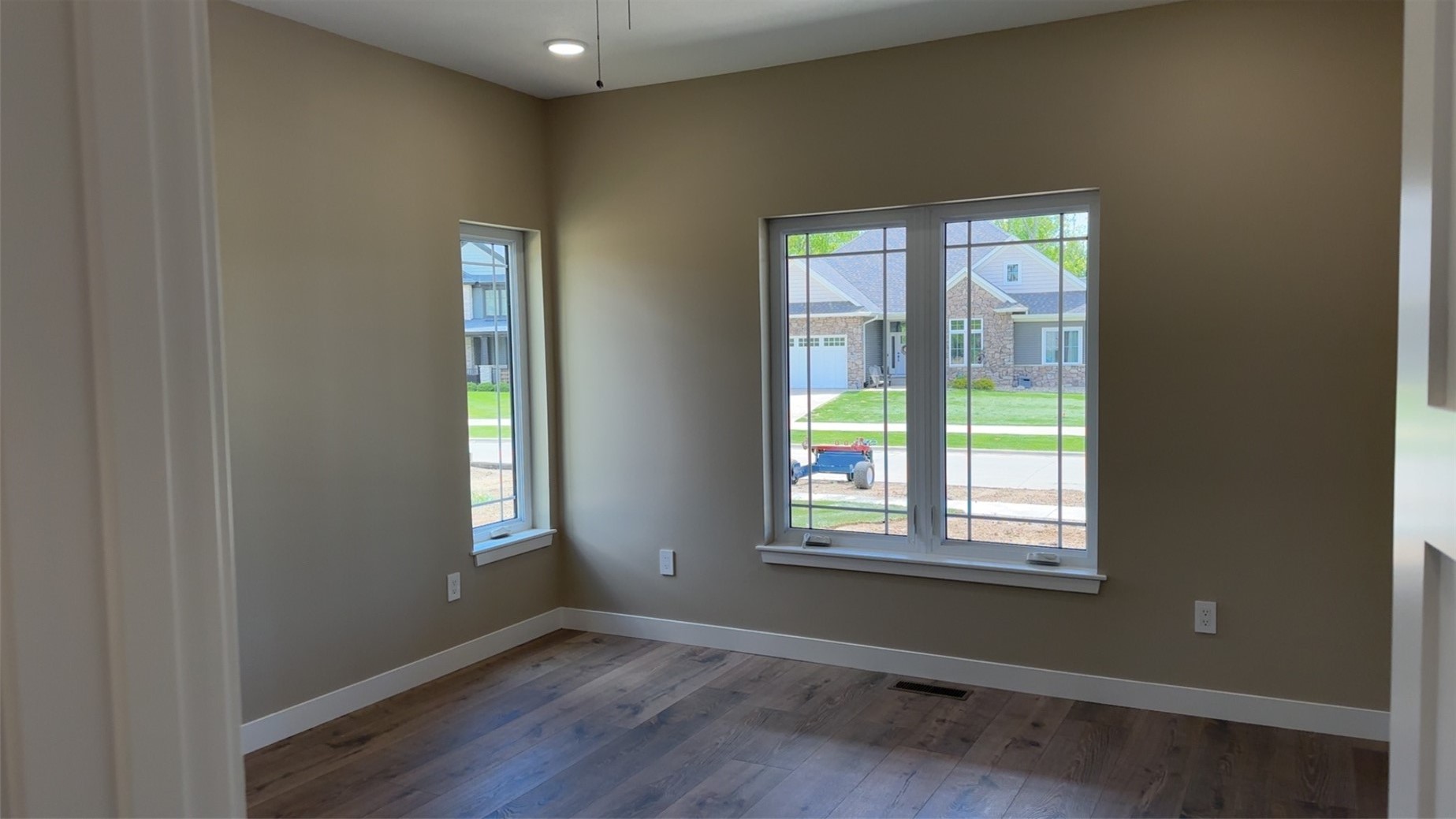 5630 Seminole Valley Trail NE Cedar Rapids IA 52411