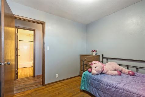 2602 Towne House Drive NE Cedar Rapids IA 52402