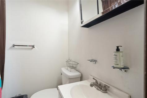 2602 Towne House Drive NE Cedar Rapids IA 52402