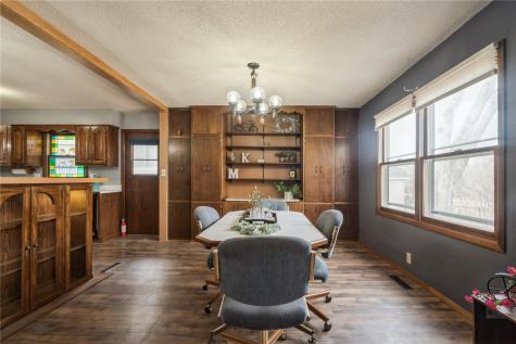 2602 Towne House Drive NE Cedar Rapids IA 52402