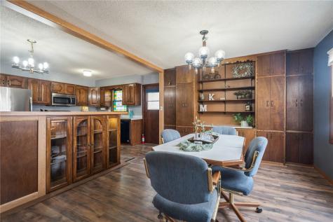 2602 Towne House Drive NE Cedar Rapids IA 52402