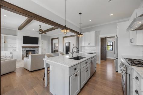 6101 Michael Drive NE Cedar Rapids IA 52411