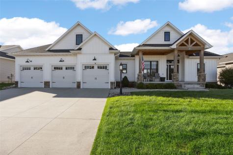 6101 Michael Drive NE Cedar Rapids IA 52411