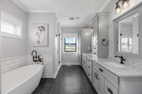 6101 Michael Drive NE Cedar Rapids IA 52411