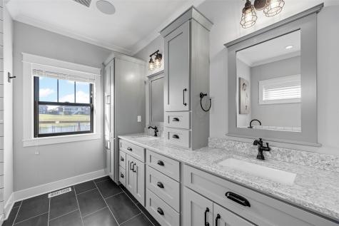 6101 Michael Drive NE Cedar Rapids IA 52411