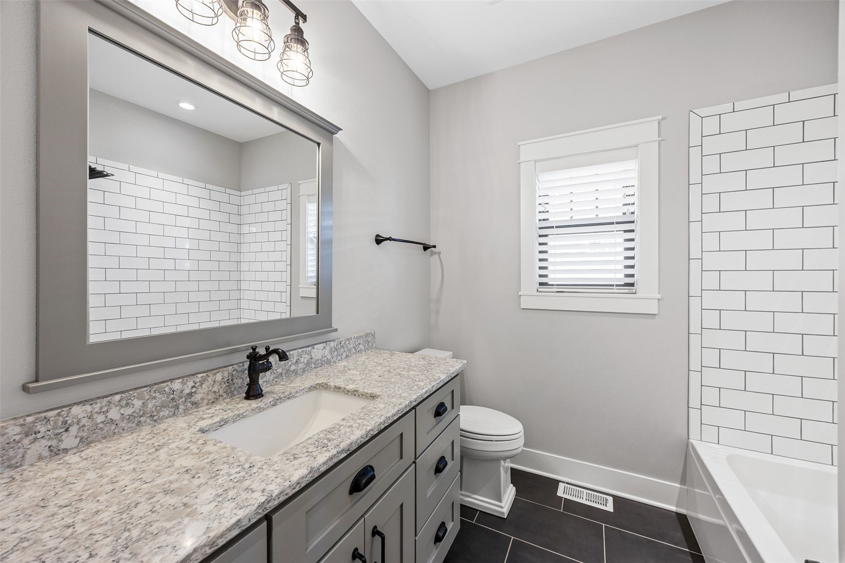 6101 Michael Drive NE Cedar Rapids IA 52411