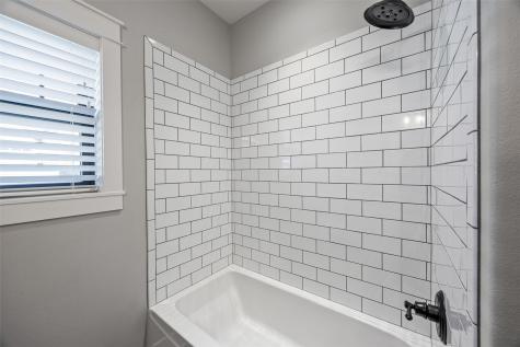 6101 Michael Drive NE Cedar Rapids IA 52411