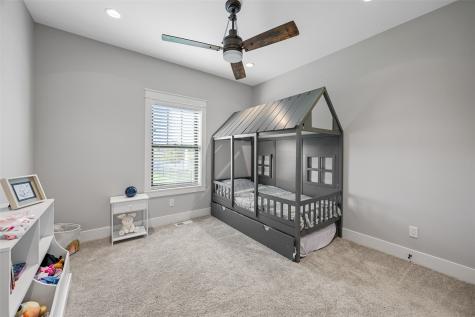 6101 Michael Drive NE Cedar Rapids IA 52411