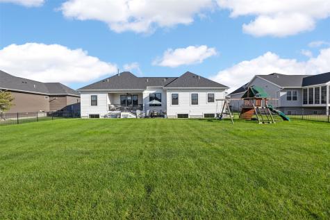 6101 Michael Drive NE Cedar Rapids IA 52411