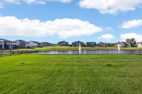 6101 Michael Drive NE Cedar Rapids IA 52411