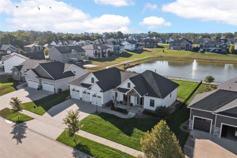 6101 Michael Drive NE Cedar Rapids IA 52411