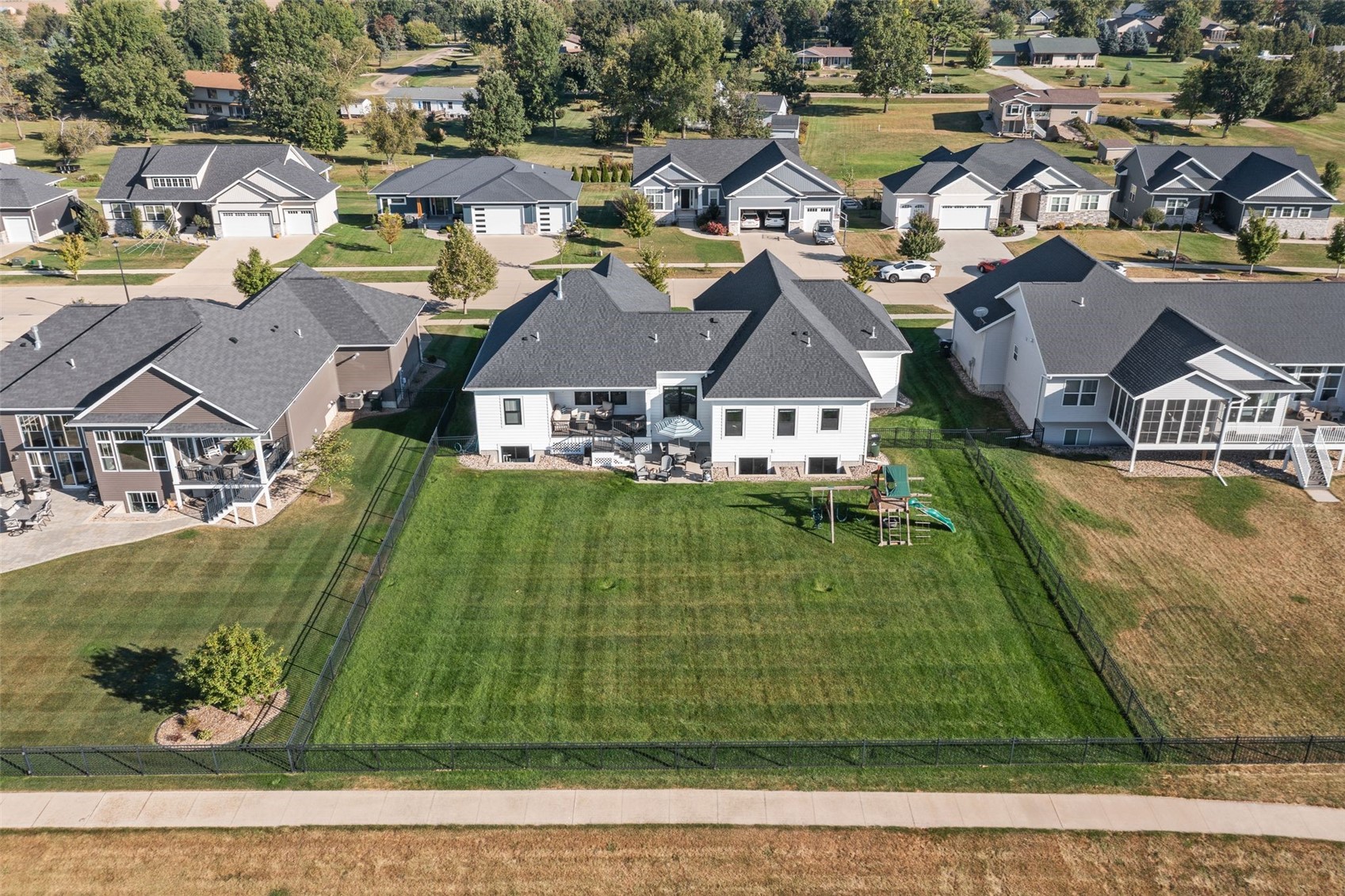 6101 Michael Drive NE Cedar Rapids IA 52411