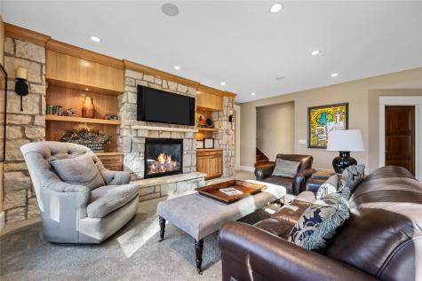 4709 Keystone Ridge SE Cedar Rapids IA 52403