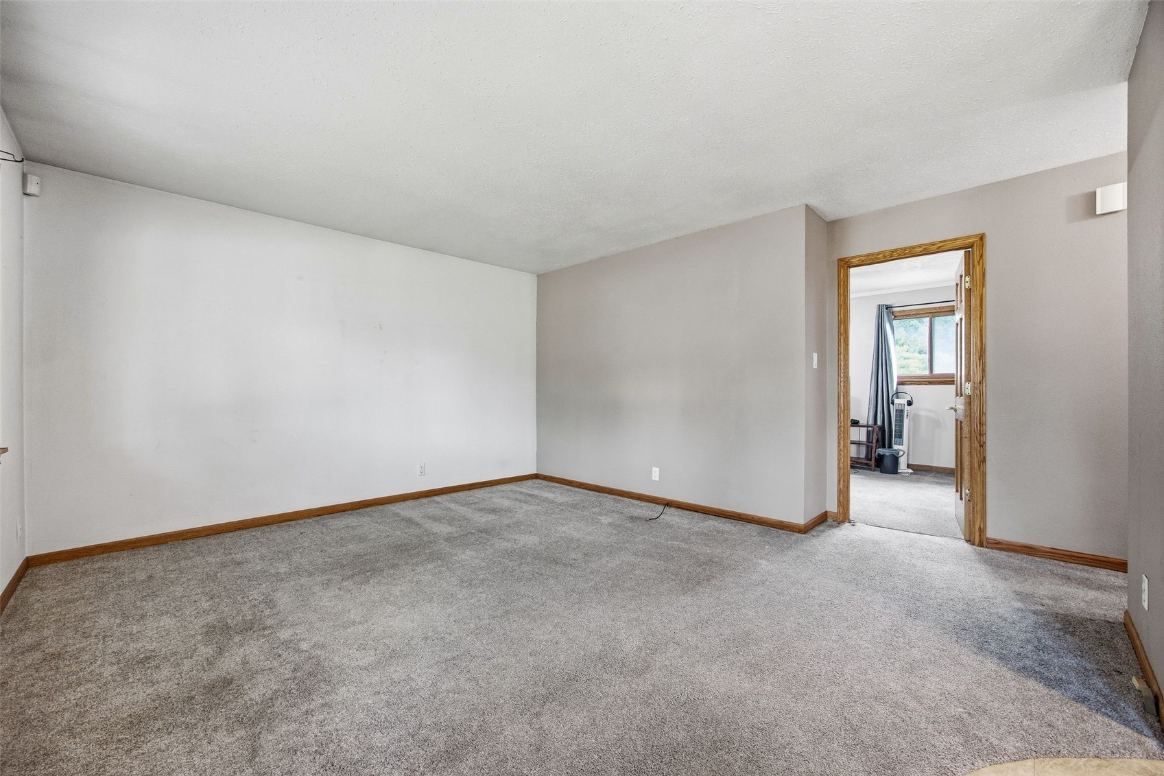 4711 F Avenue NE Cedar Rapids IA 52402