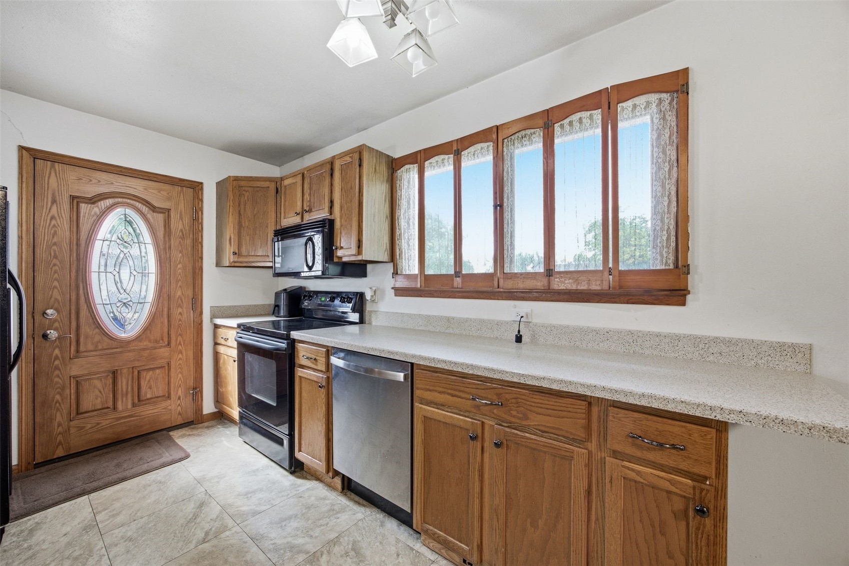 4711 F Avenue NE Cedar Rapids IA 52402