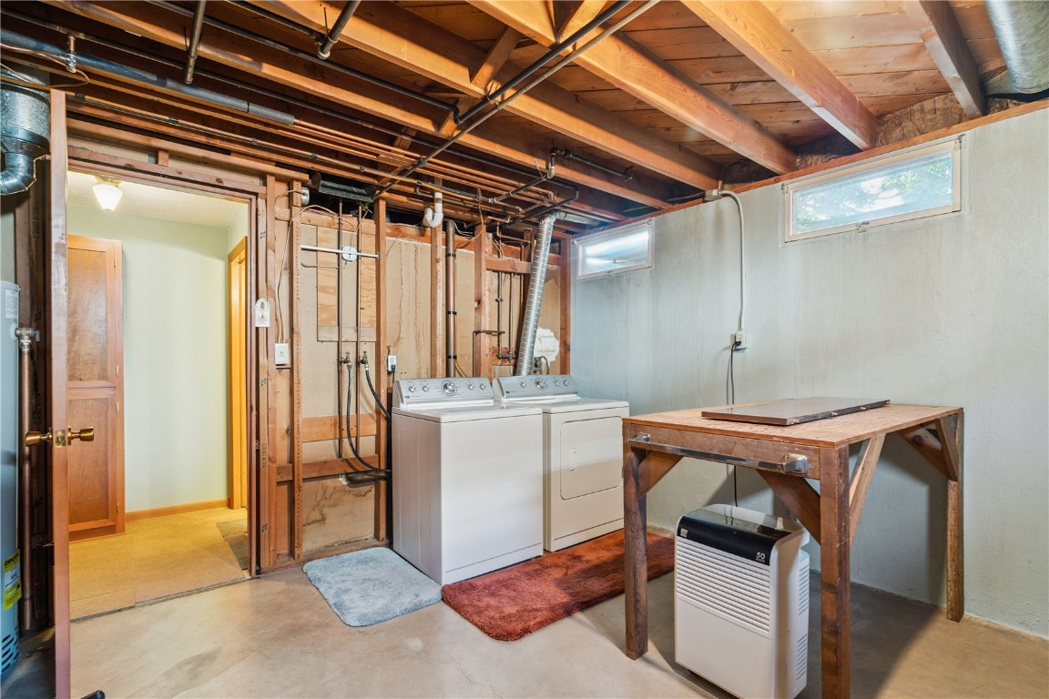 3833 Clark Road SE Cedar Rapids IA 52403