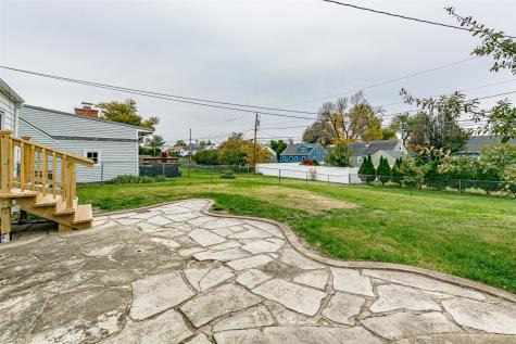 833 30th Street NE Cedar Rapids IA 52402