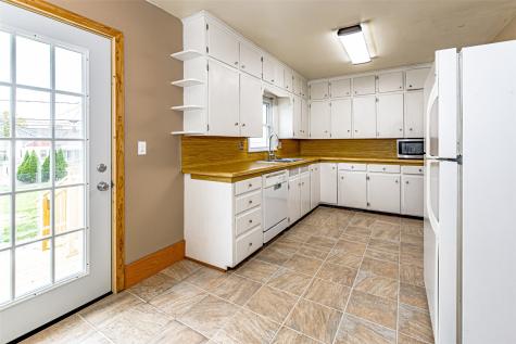833 30th Street NE Cedar Rapids IA 52402