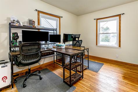 833 30th Street NE Cedar Rapids IA 52402